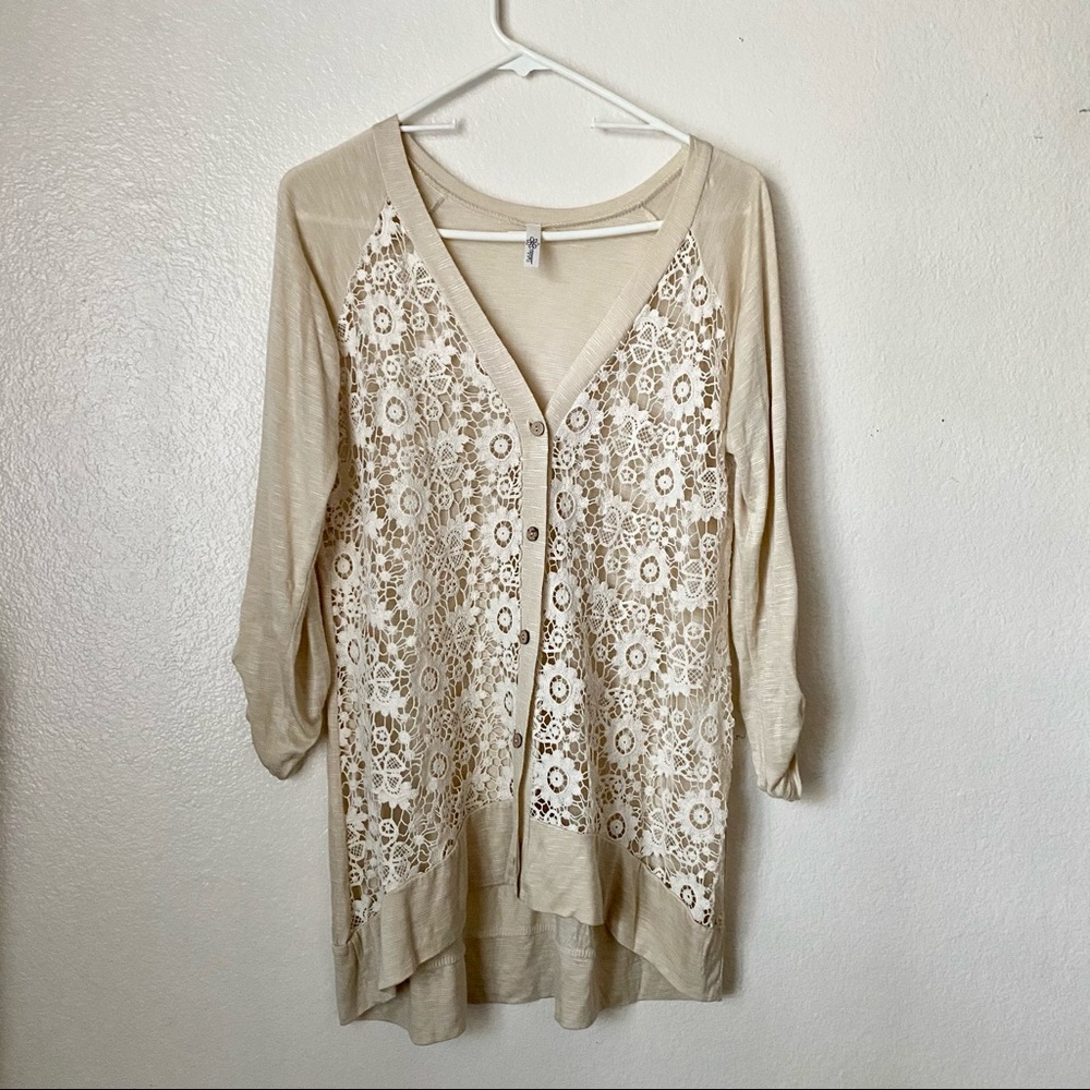 Daisies Lace Boho/Hippie Chic Button-Up Top